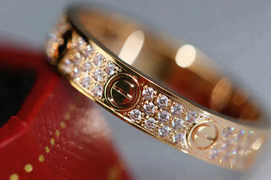 ¡®Aura Jewels¡¯LOVE RING 3.6MM DIAMOND PAVED