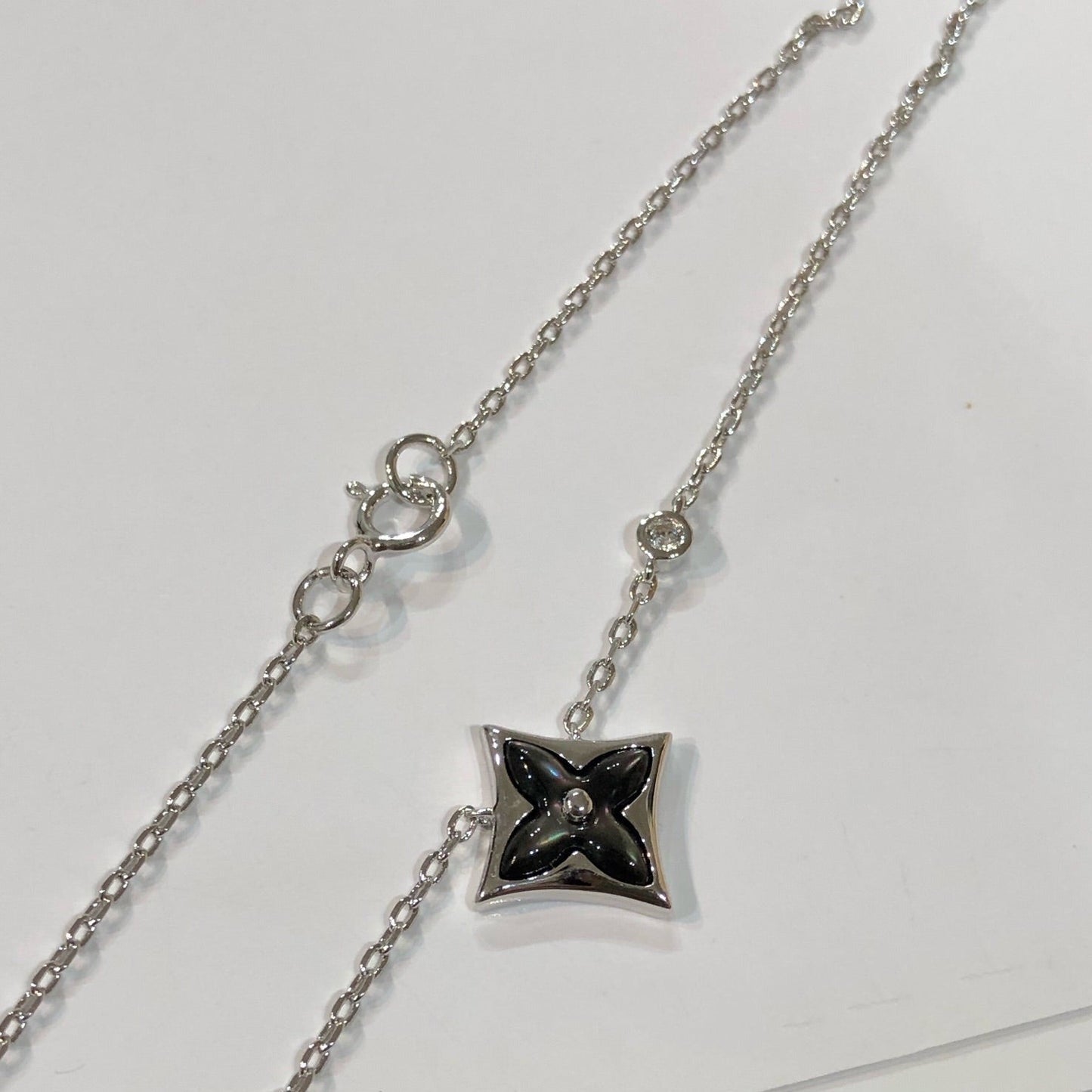 ¡®Aura Jewels¡¯STAR BLACK MOP NECKLACE